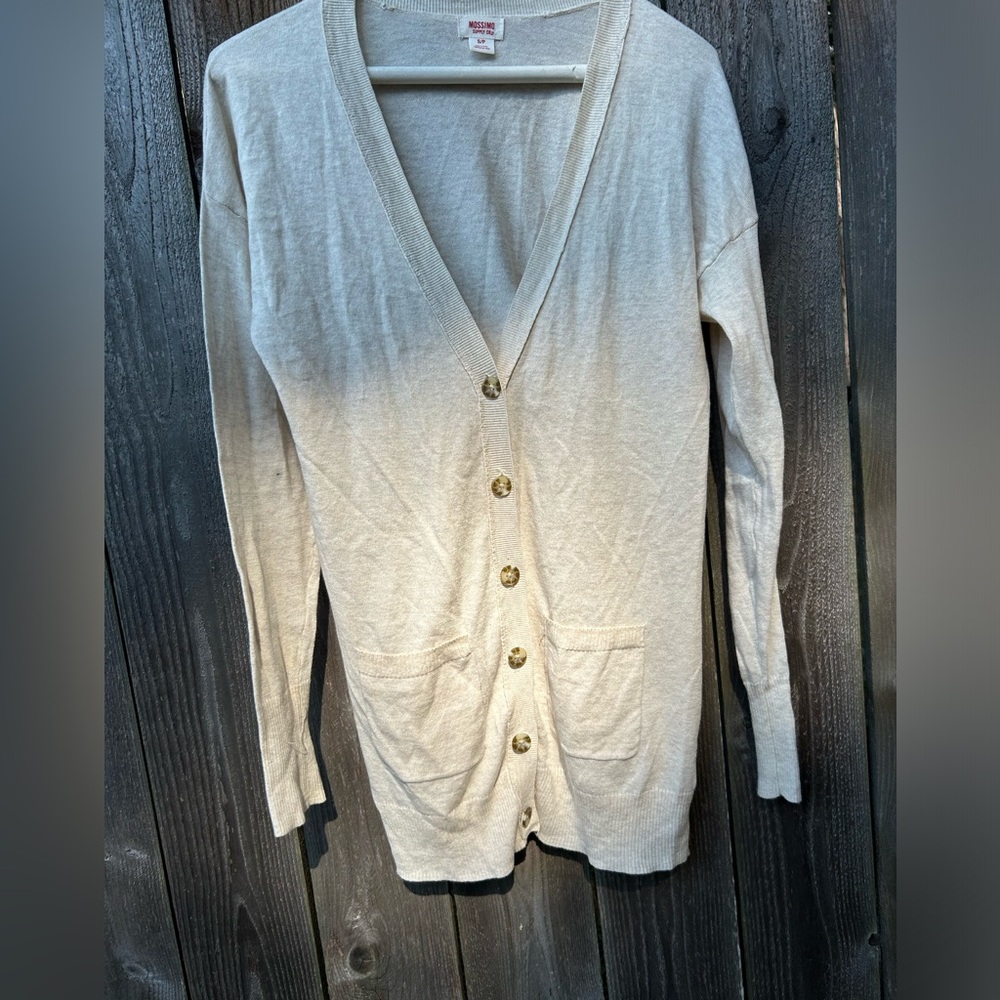 Small Mossimo button up cardigan with pockets